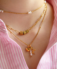 DALLY CHARM - E