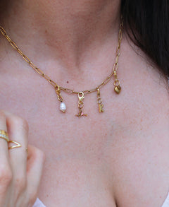Snap Charm Suri Kette Gold, Tragebild
