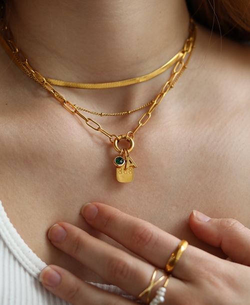 PURE SHINE CHARM